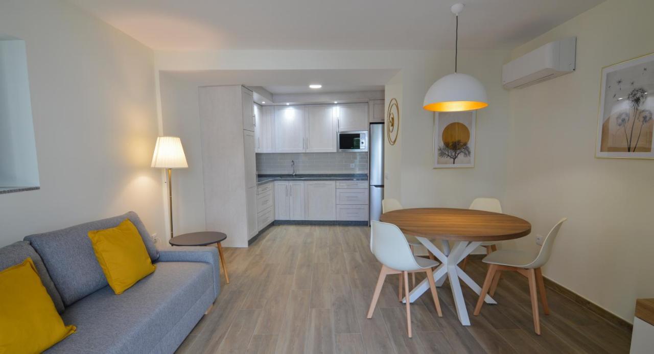 Apartamentos Turísticos Hornillo Caceres Bagian luar foto